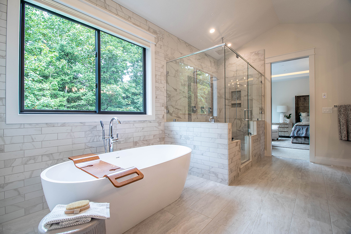 Glavin Homes Parade of Homes in Dawsons Ridge master bathroom